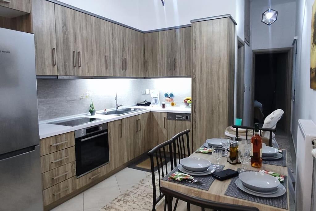 Modern Apartment In イテア エクステリア 写真